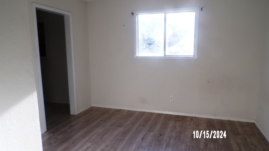 310 Tyler St S Property Photo 13