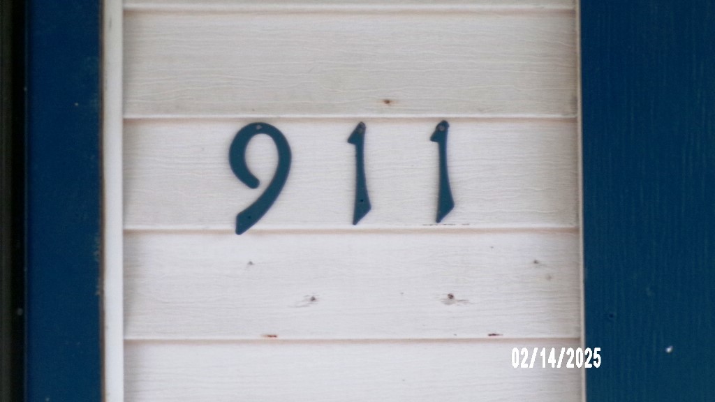 911 N Avenue C St Property Photo 14