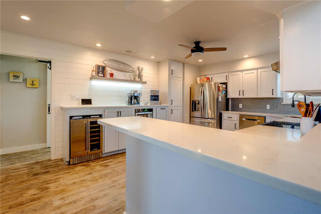 15221 Reales Dr Property Photo 10