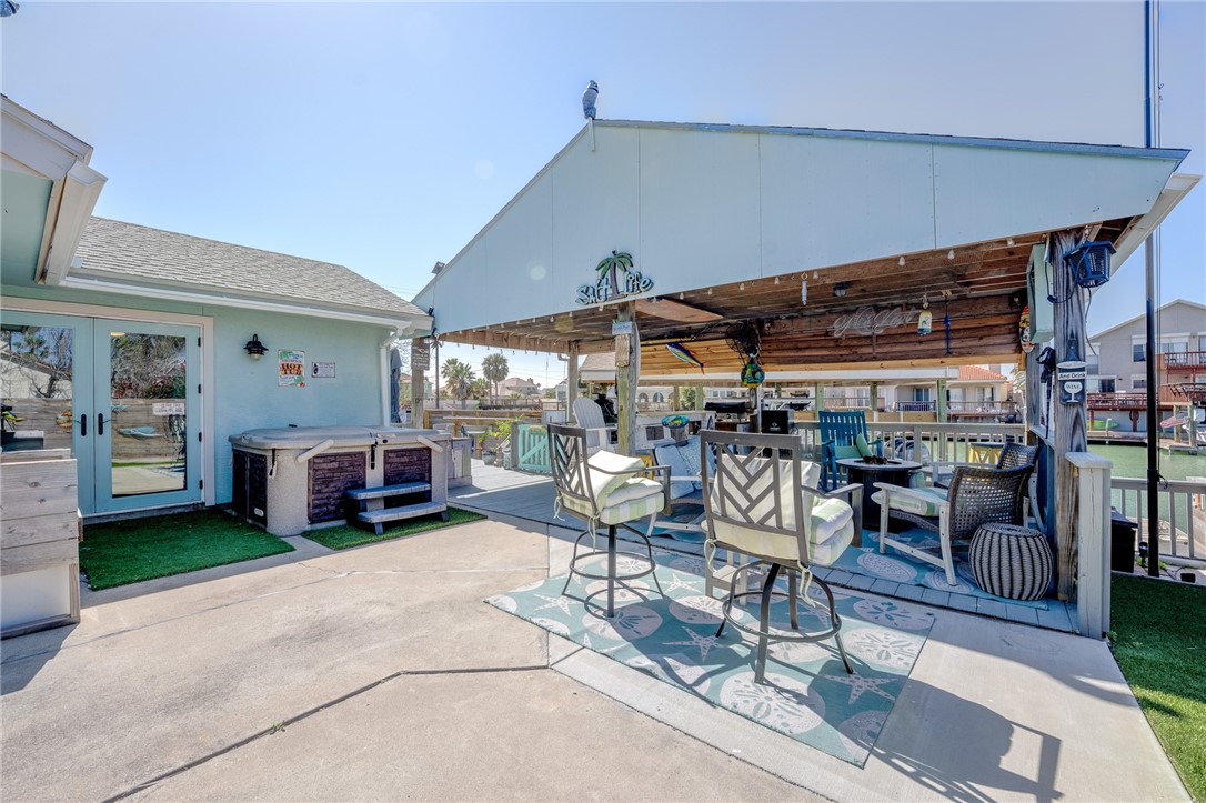 15221 Reales Dr Property Photo 24