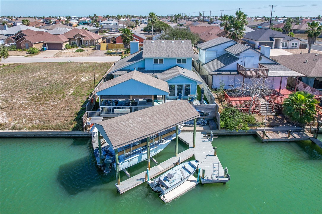15221 Reales Dr Property Photo 33