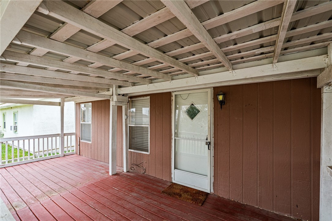 5429 County Road 73a Property Photo 2