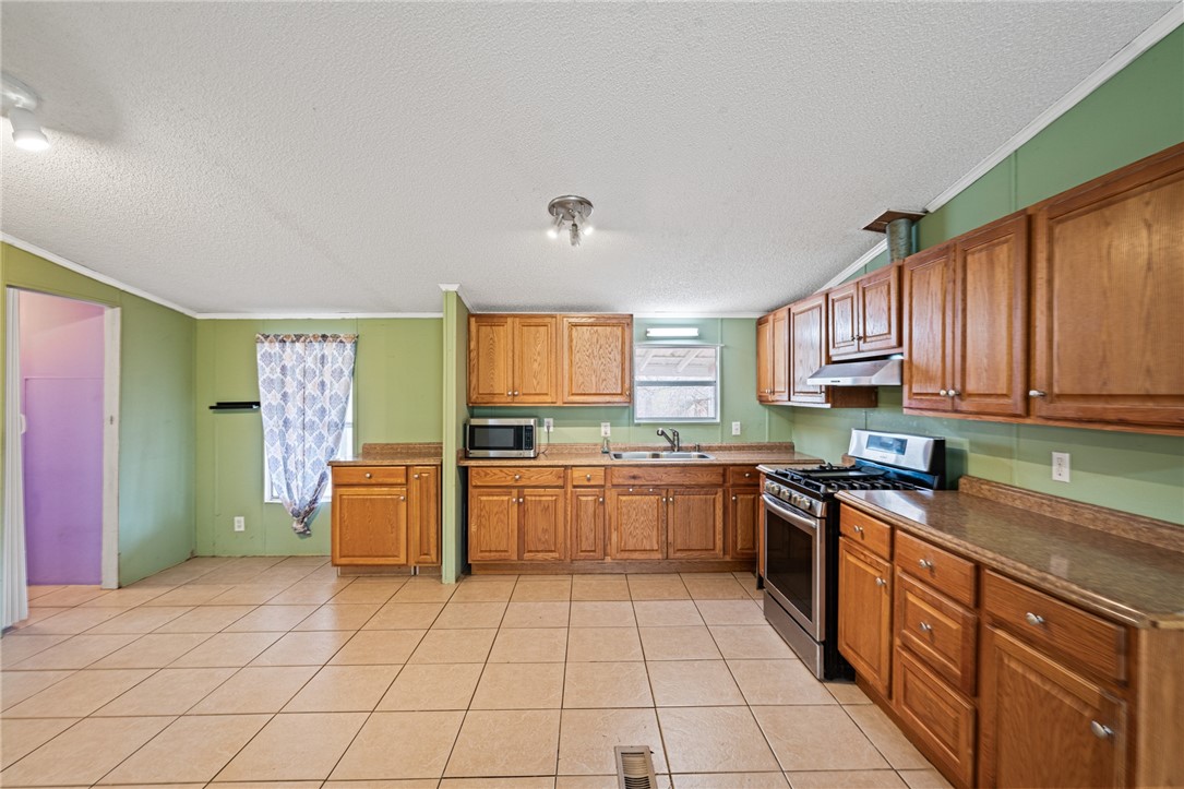 5429 County Road 73a Property Photo 6