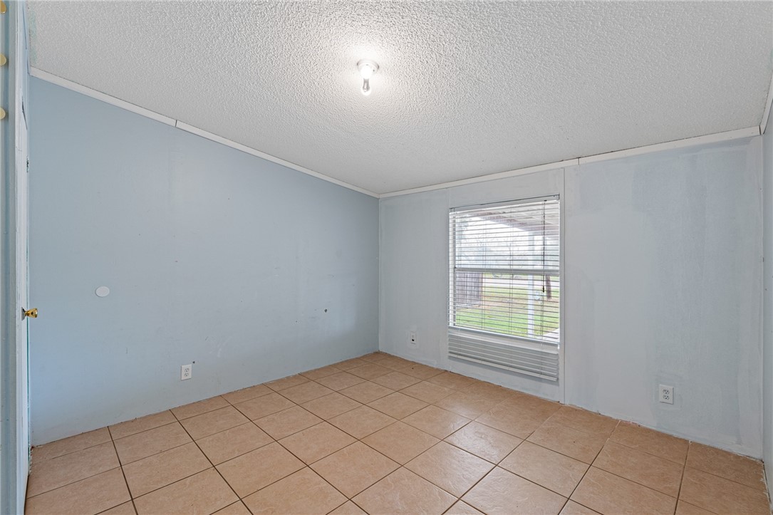 5429 County Road 73a Property Photo 10