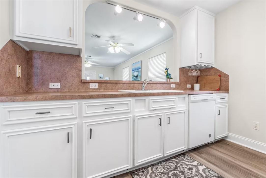 13965 Ports O Call Dr C Property Photo 11