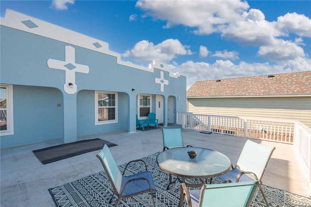 13965 Ports O Call Dr D Property Photo 5