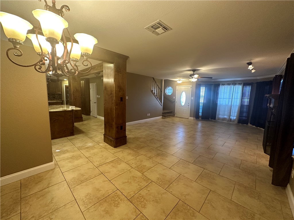 4529 Wapentate Dr Property Photo 4