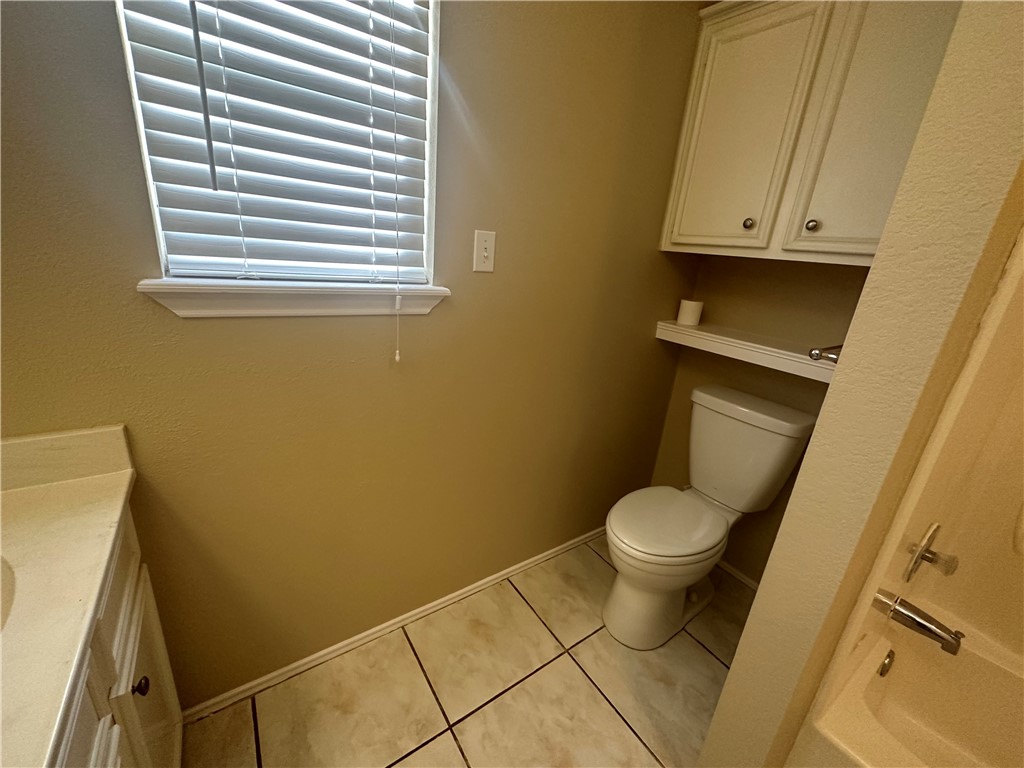 4529 Wapentate Dr Property Photo 21