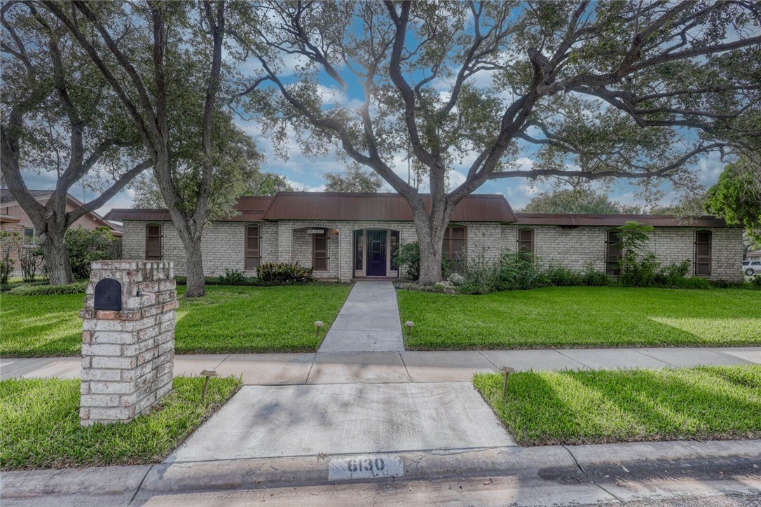 6130 Lost Creek Dr Property Photo