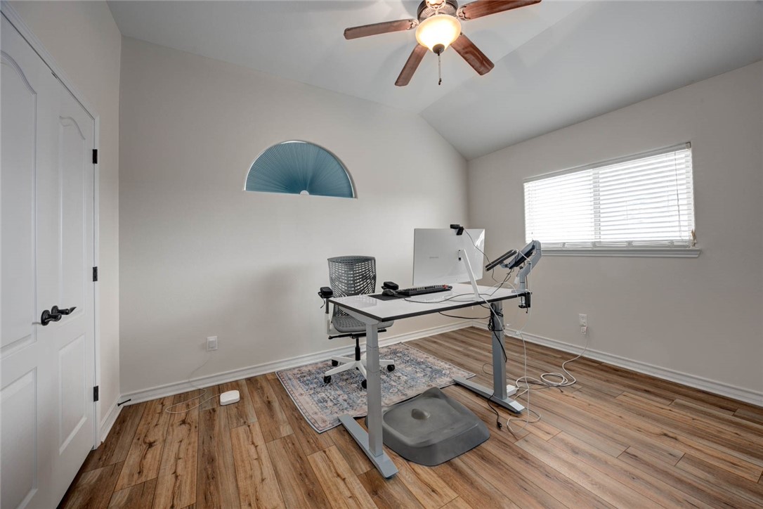 14218 Allamanda Dr Property Photo 22