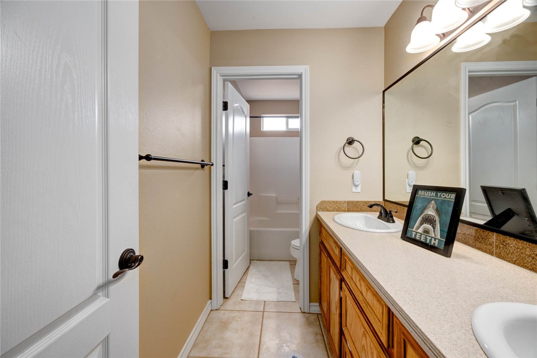14218 Allamanda Dr Property Photo 25