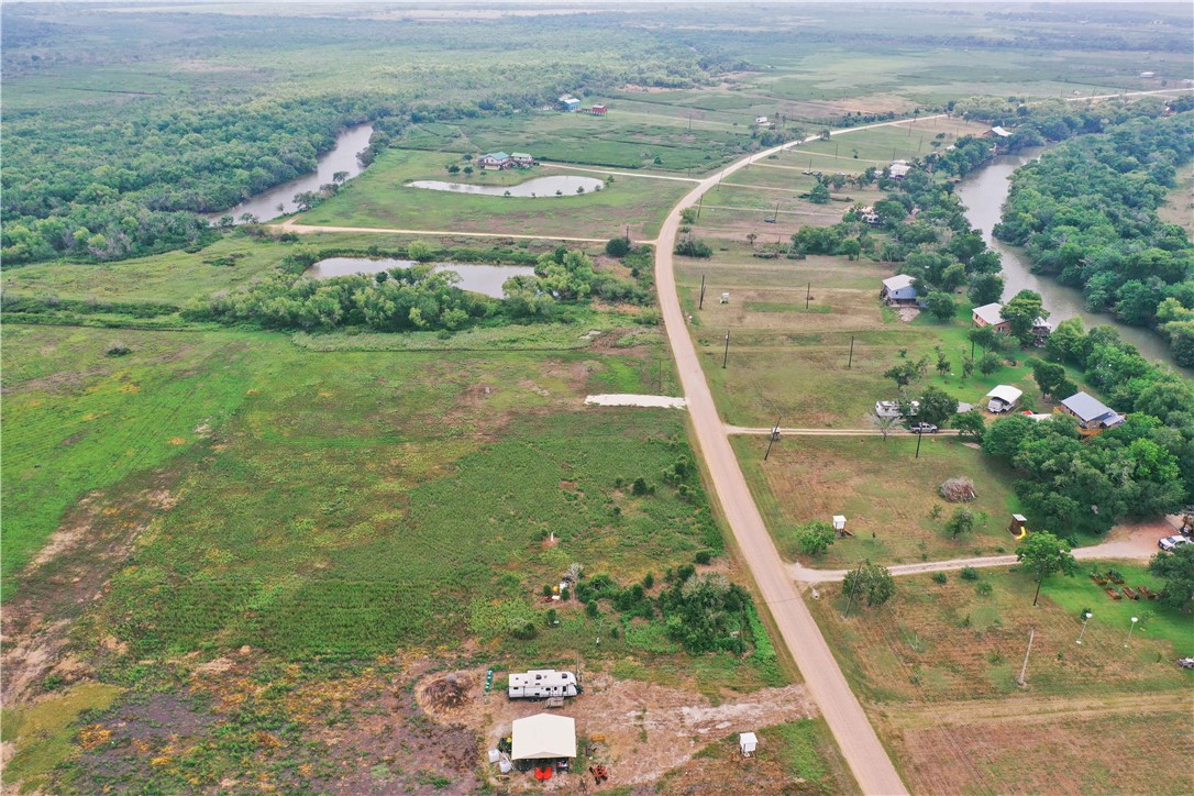 261,262,263 Guadalupe Property Photo 5