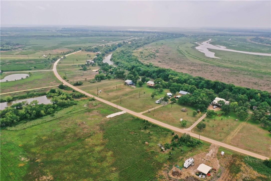 261,262,263 Guadalupe Property Photo 6