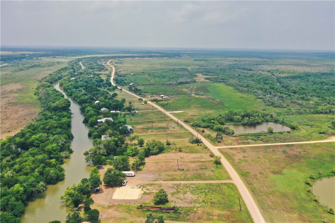 261,262,263 Guadalupe Property Photo 9