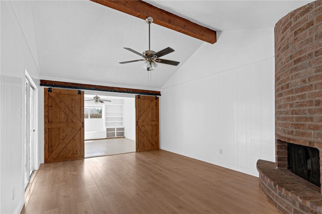 114 Flournoy Property Photo 4