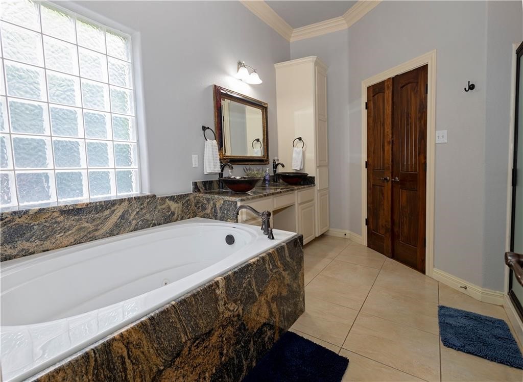 8026 Bar Le Doc Dr Property Photo 15