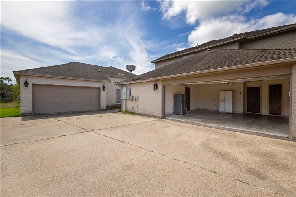 8026 Bar Le Doc Dr Property Photo 20