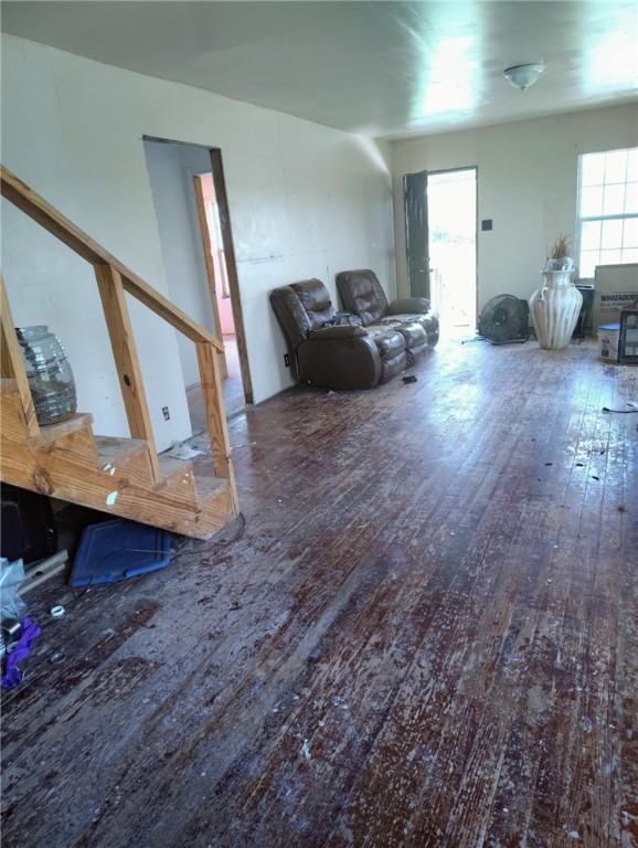 5469 Warbonnet Dr Property Photo 4