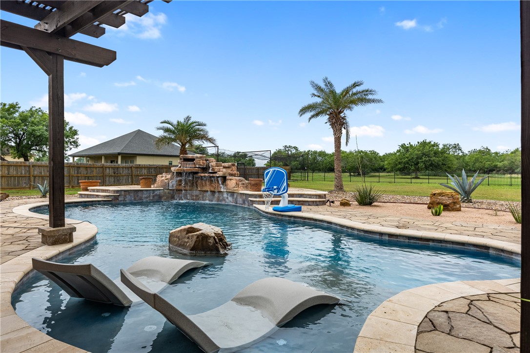 5493 Lonesome Dove Property Photo 6
