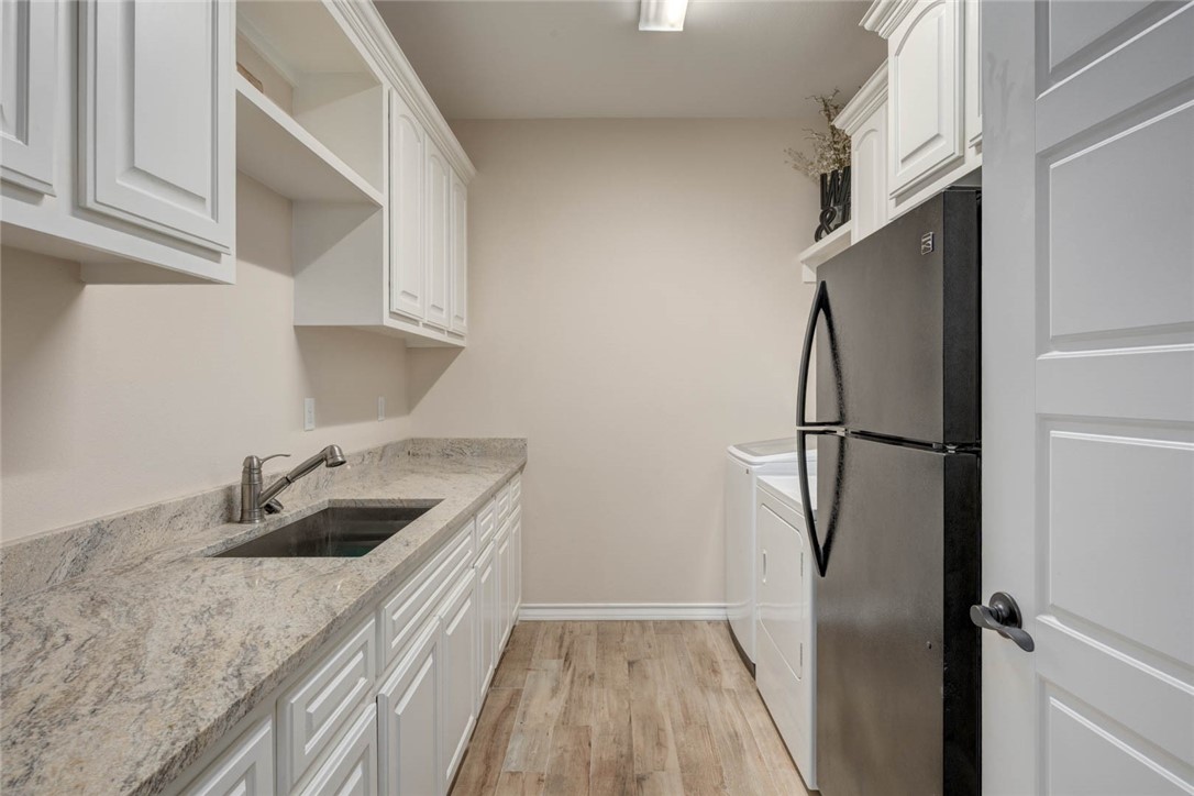 1374 Whitehand Ct Property Photo 31