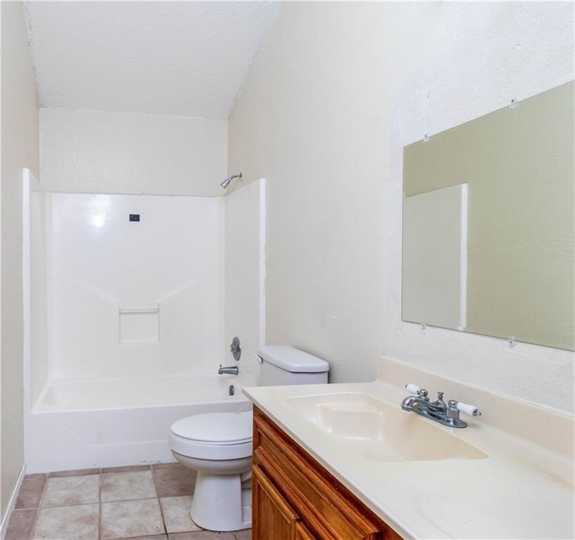7945 Fox Dr Property Photo 5