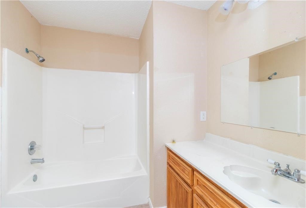 7945 Fox Dr Property Photo 7
