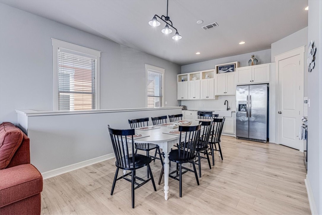 305 Sailhouse Way Property Photo 17