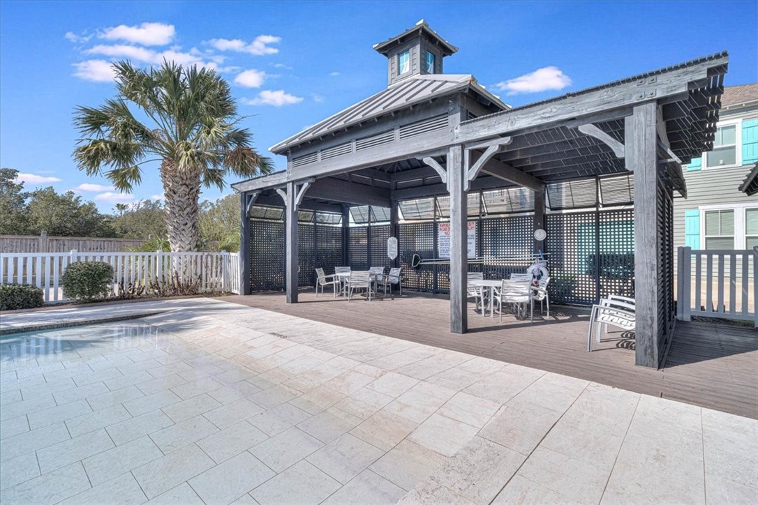 305 Sailhouse Way Property Photo 34