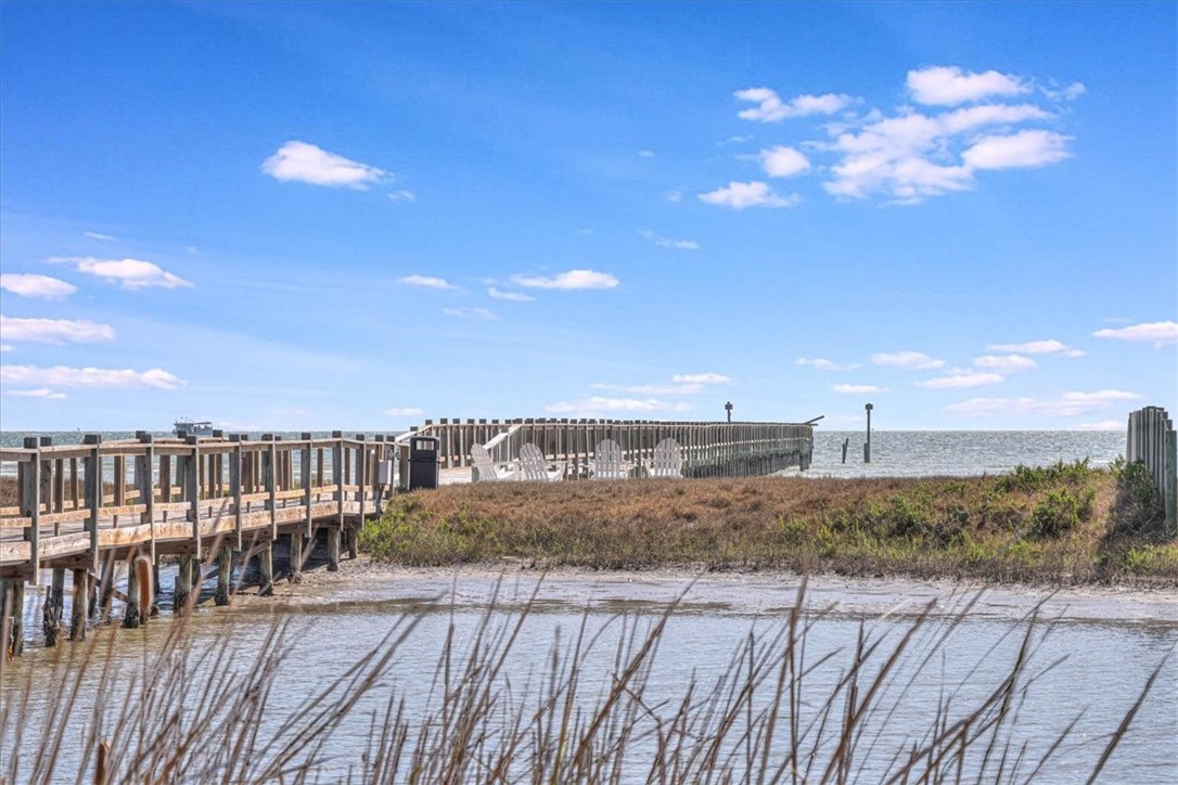 305 Sailhouse Way Property Photo 39