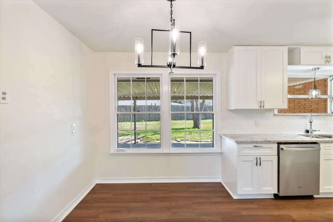 1041 Herndon Property Photo 10
