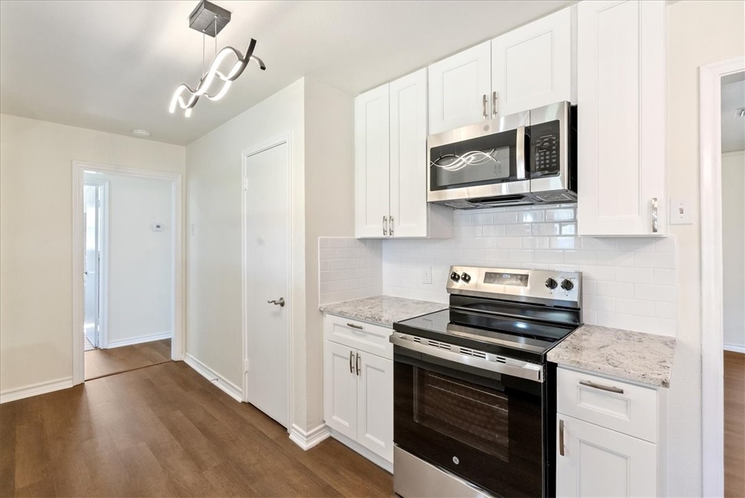 1041 Herndon Property Photo 15