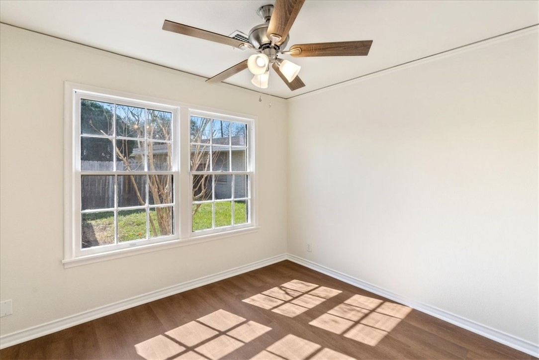 1041 Herndon Property Photo 22