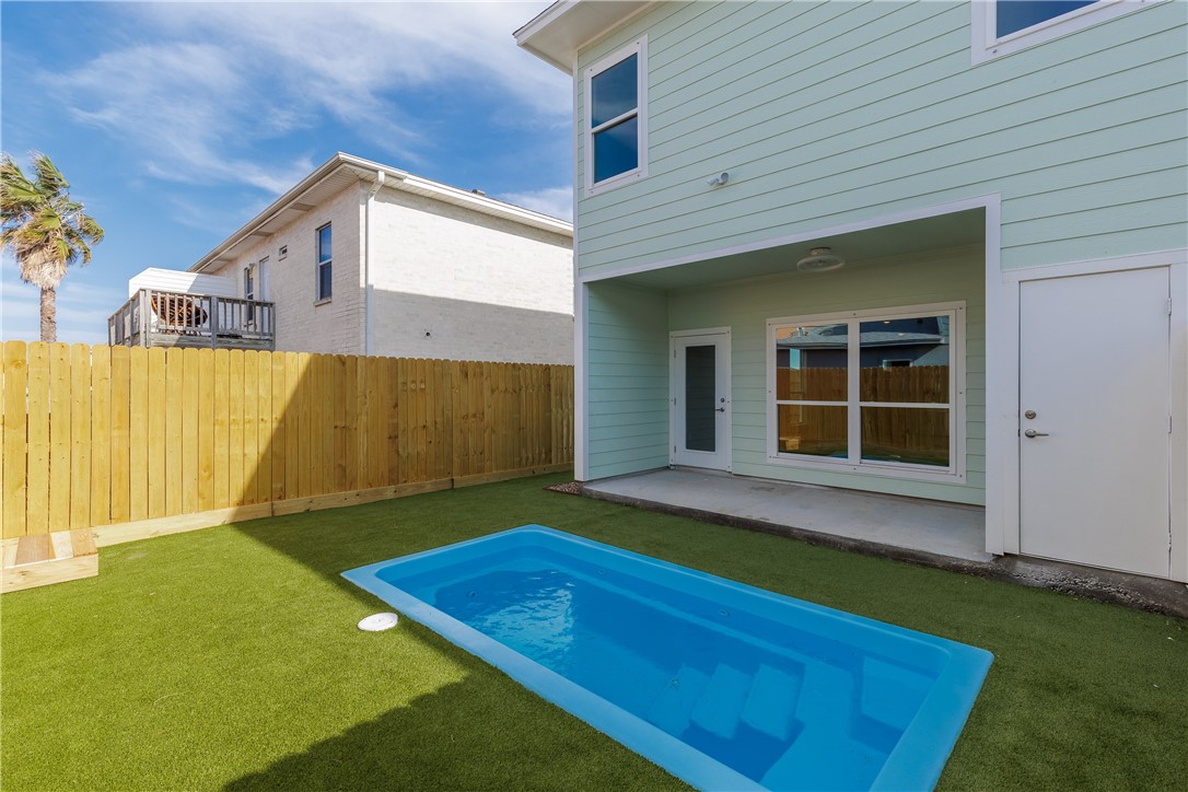 13970 Fortuna Bay Dr C Property Photo 5