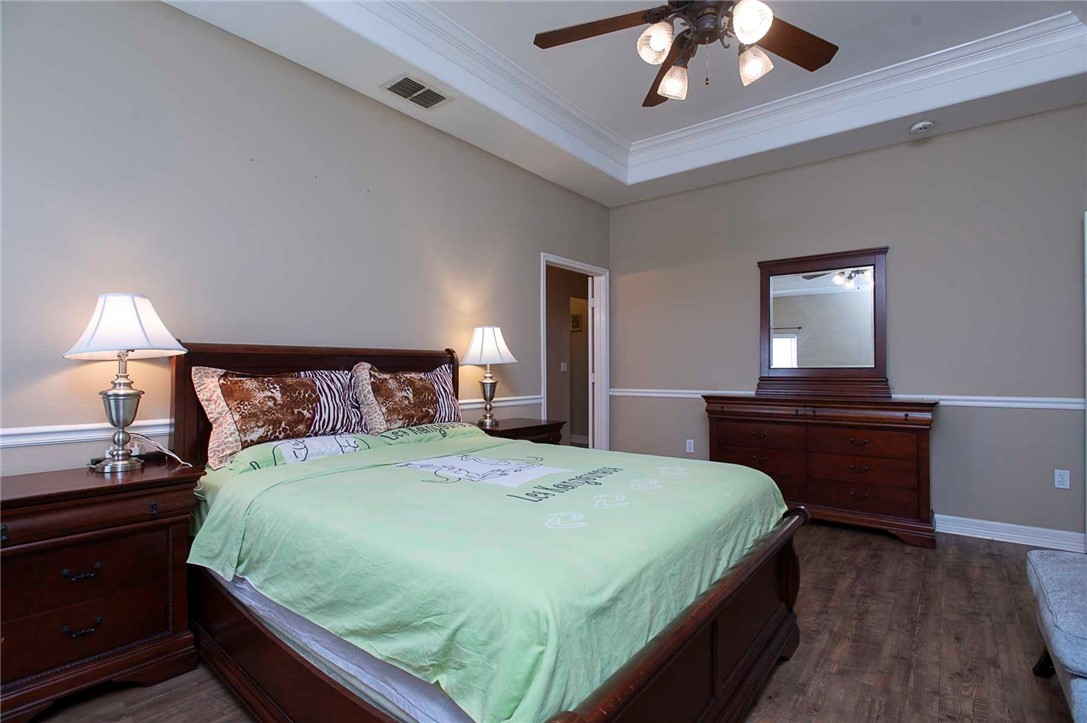 7501 Bon Soir Property Photo 13