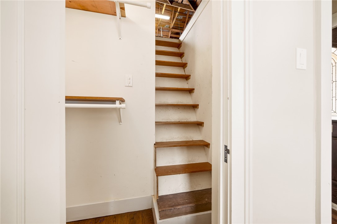 122 S Mccampbell St Property Photo 24