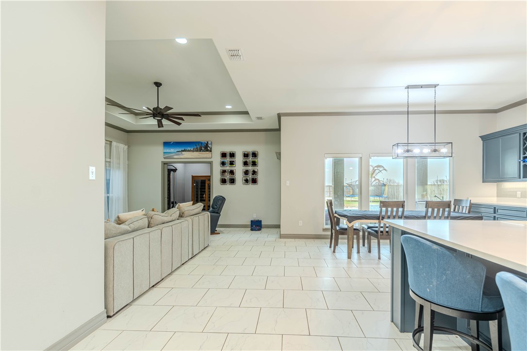 7914 Sir Greg Dr Property Photo 10
