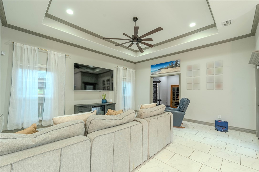 7914 Sir Greg Dr Property Photo 15