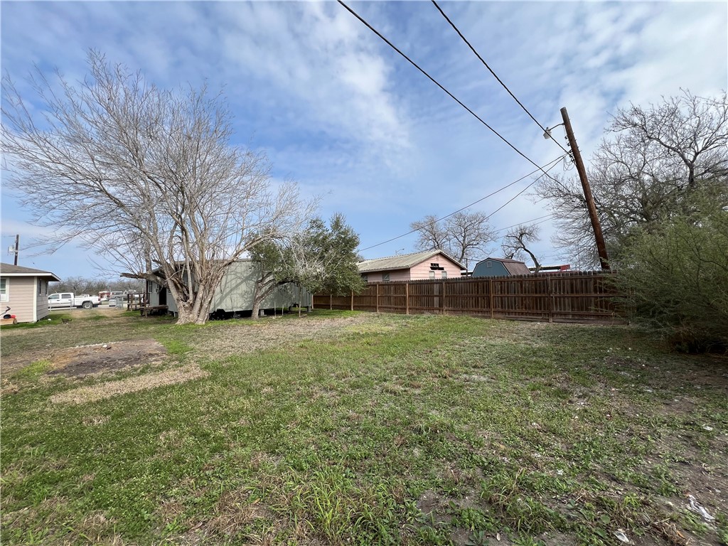 724 Moreno St Property Photo 35