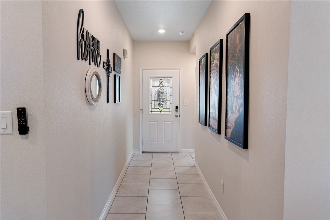 7802 Bullrider Dr Property Photo 5
