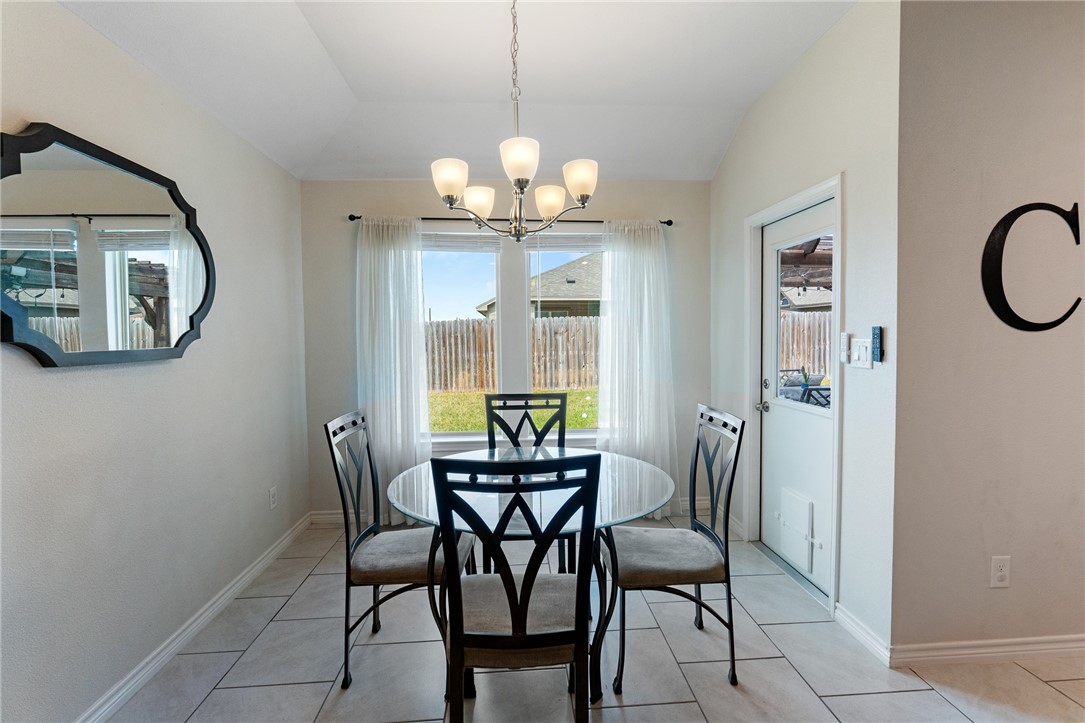 7802 Bullrider Dr Property Photo 11