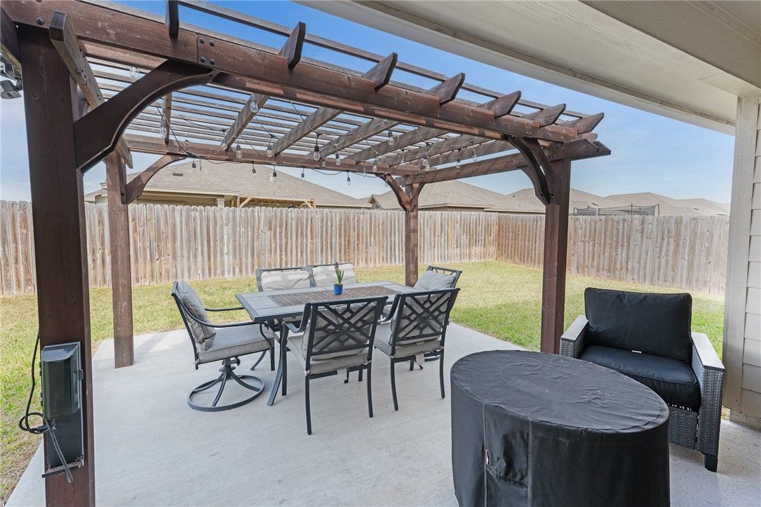 7802 Bullrider Dr Property Photo 23