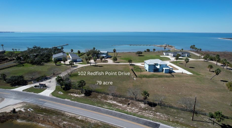102 Redfish Point Dr Property Photo 2