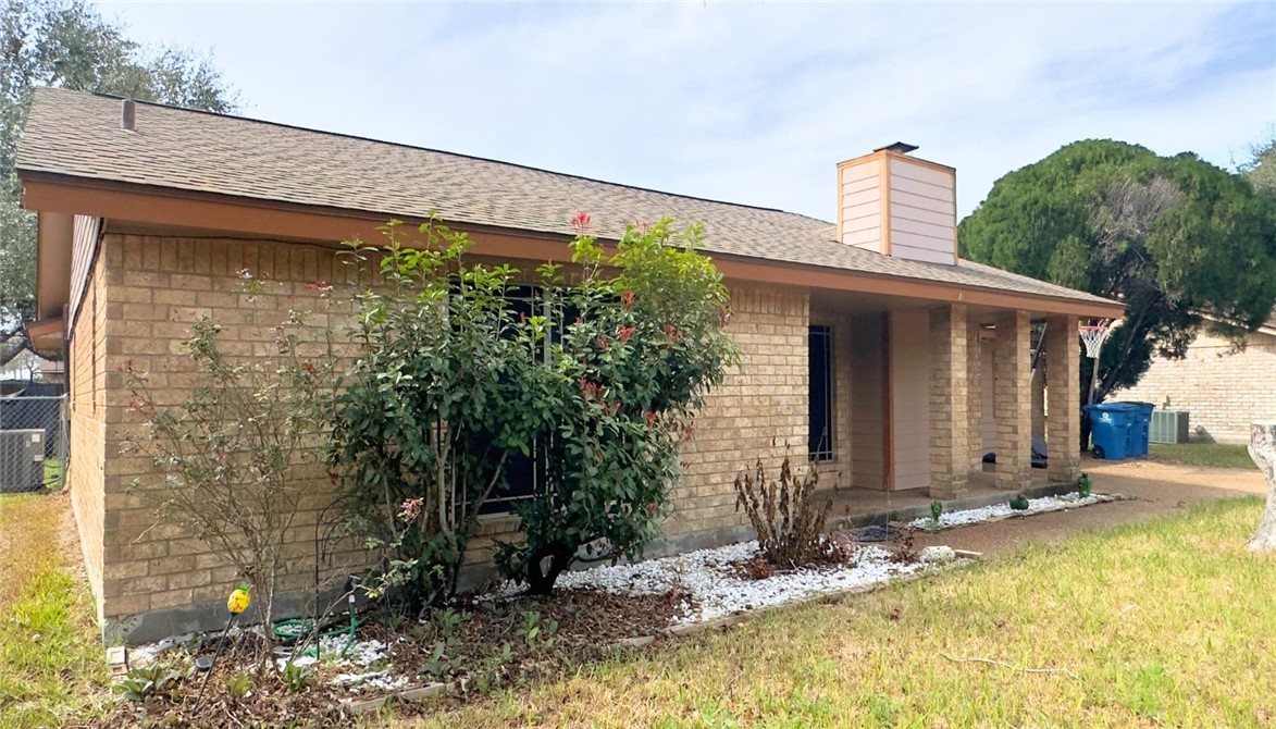 522 Vista Dr Property Photo 3
