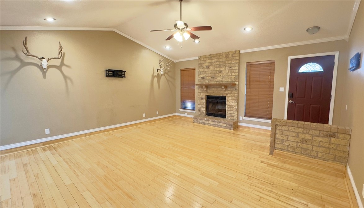 522 Vista Dr Property Photo 5
