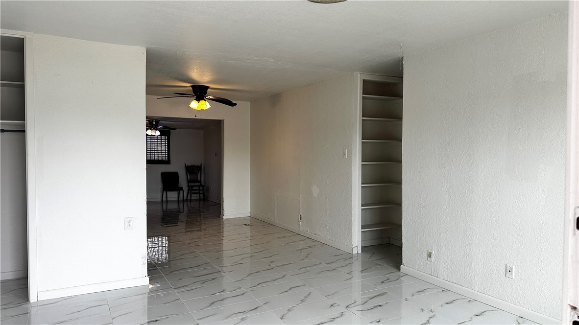 5818 Glen Arbor Dr Property Photo 2