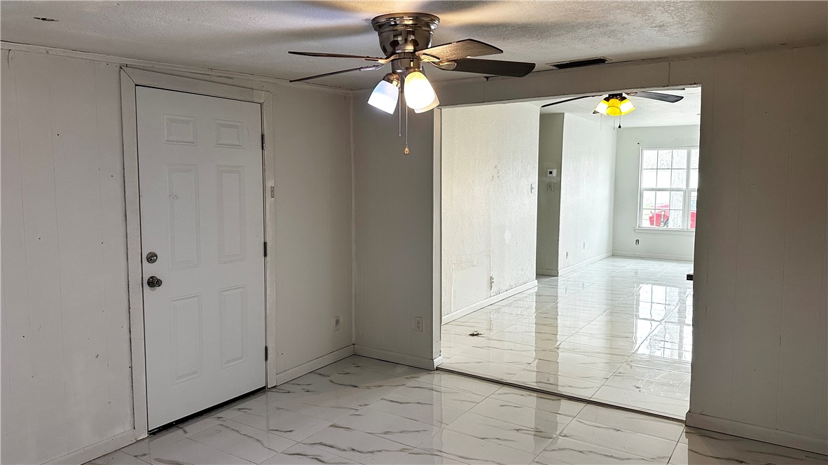 5818 Glen Arbor Dr Property Photo 7