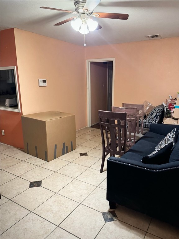 4946 Blundell Dr Property Photo 2
