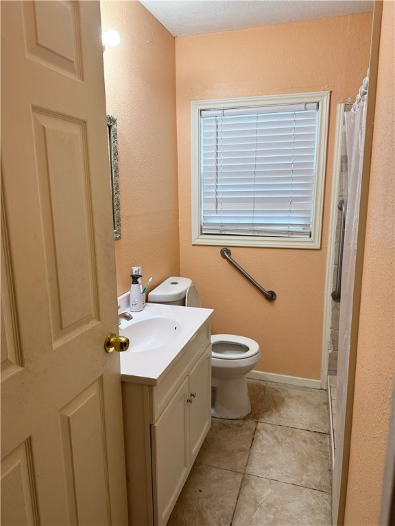 4946 Blundell Dr Property Photo 5
