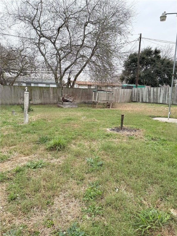 4946 Blundell Dr Property Photo 7