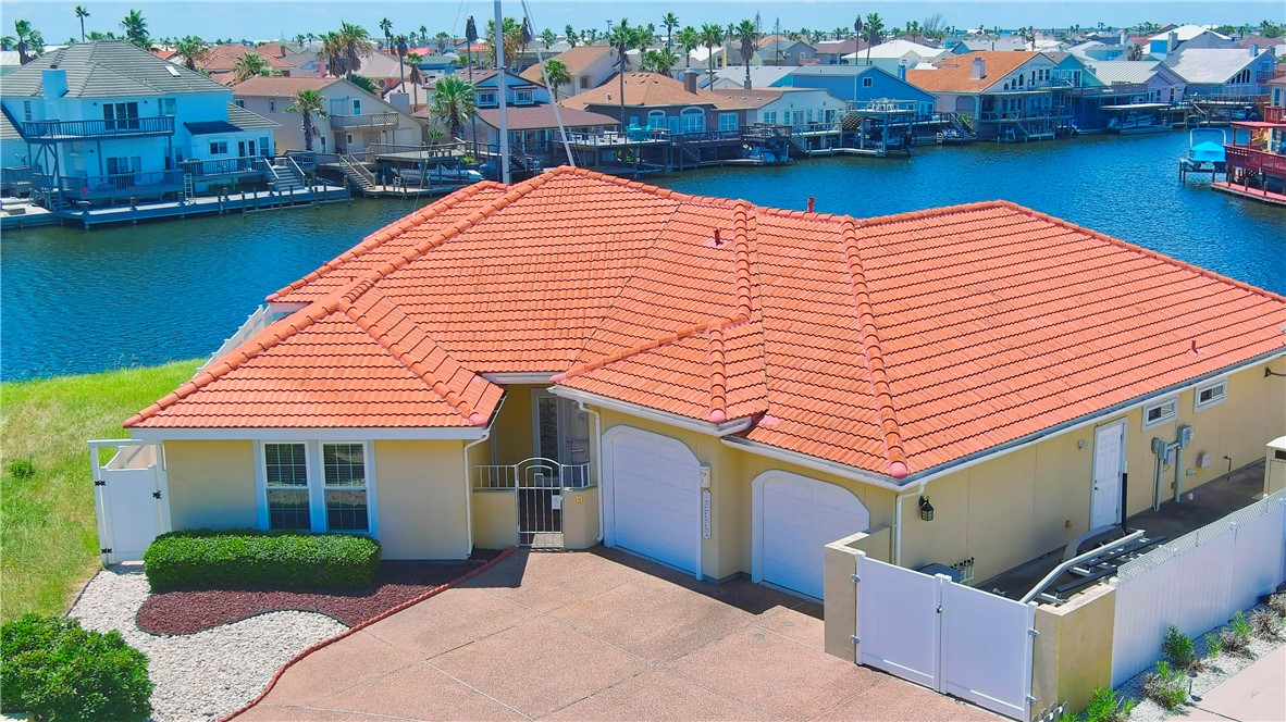 13902 Dasmarinas Dr Property Photo 5